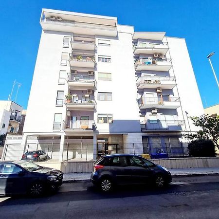 Hiera' Apartment Лече Екстериор снимка
