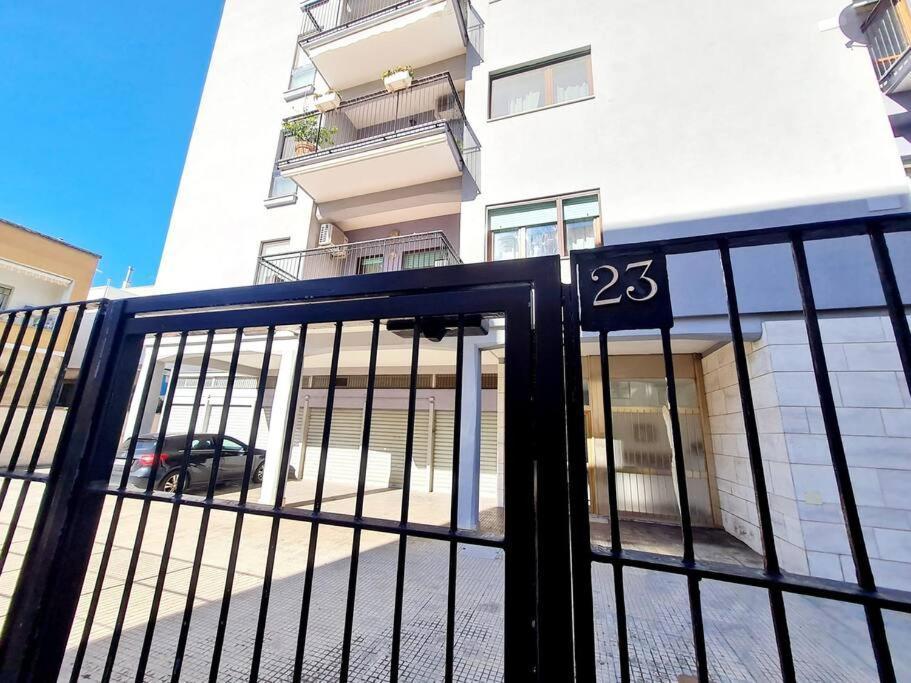 Hiera' Apartment Лече Екстериор снимка
